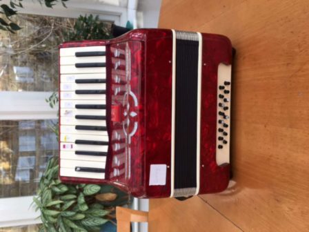 Baile - 25key/16 Bass Piano Accordion - (Used)