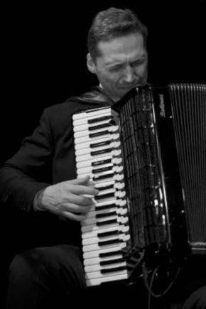 Romano Viazzani in Concert - Castello di Bardi, (PR) 19.00 - Walter Belli Benefit Event