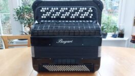 Bugari Selecta - 64key/120/58 Free Bass B-Griff Classical Accordion - (Used)