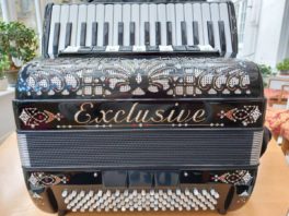 Exclusive - 34key/108 Bass Piano Accordion £2150
