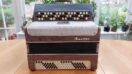 Vostok  - 52 button keys/100 Bass B-Griff Accordion