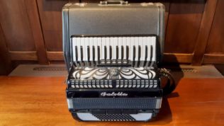 Galotta - 34key/72 Bass Piano Accordion - (Used) £400