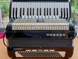 Hohner Polyphonic- 41 key/120 Bass/42 Free Bass (C-griff) Piano Accordion - (Used) £1600 reduced to £1100