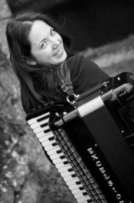 Natalia Japerte launches platform for potential accordions students to find accordion teachers