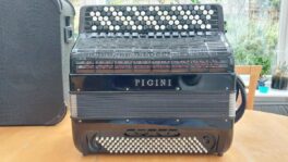 Pigini Sirius - 64key/120/58 Free Bass C-Griff Classical Accordion - (Used)