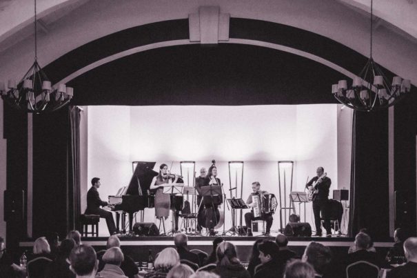 The Romano Viazzani Ensemble - Harrow-1200